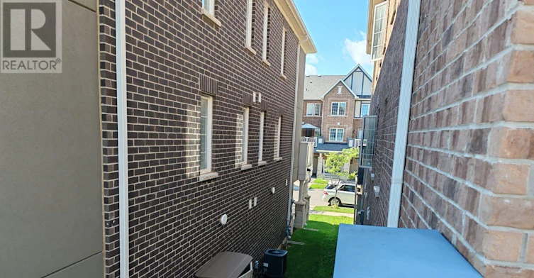 133 Toucan Trail, Oakville, ON, L6H 0Y1 - 6