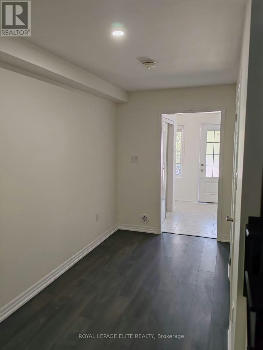 133 Toucan Trail, Oakville, ON, L6H 0Y1 - 8