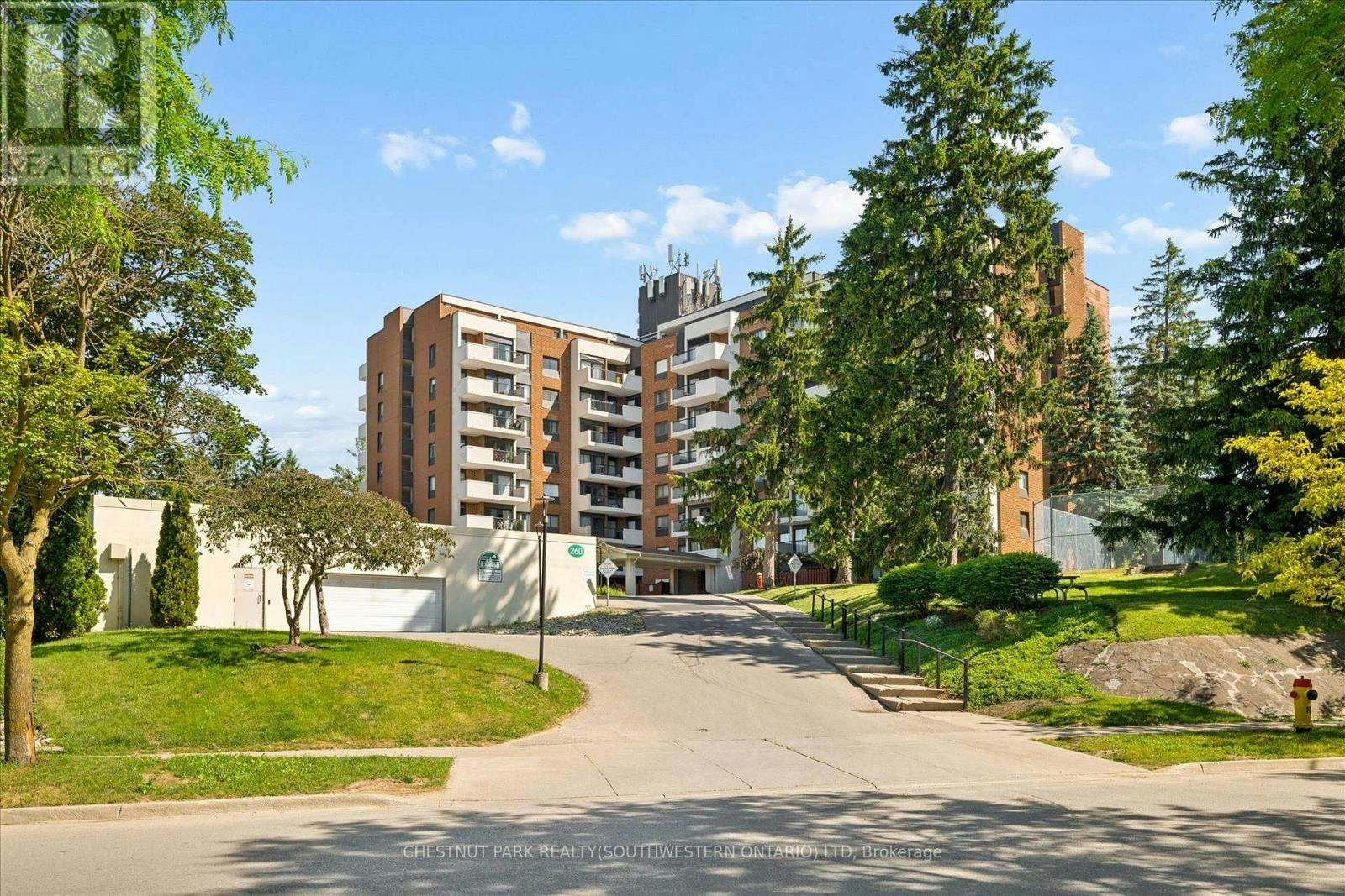 608-260 Sheldon Avenue N, Kitchener, ON, N2H 6P2