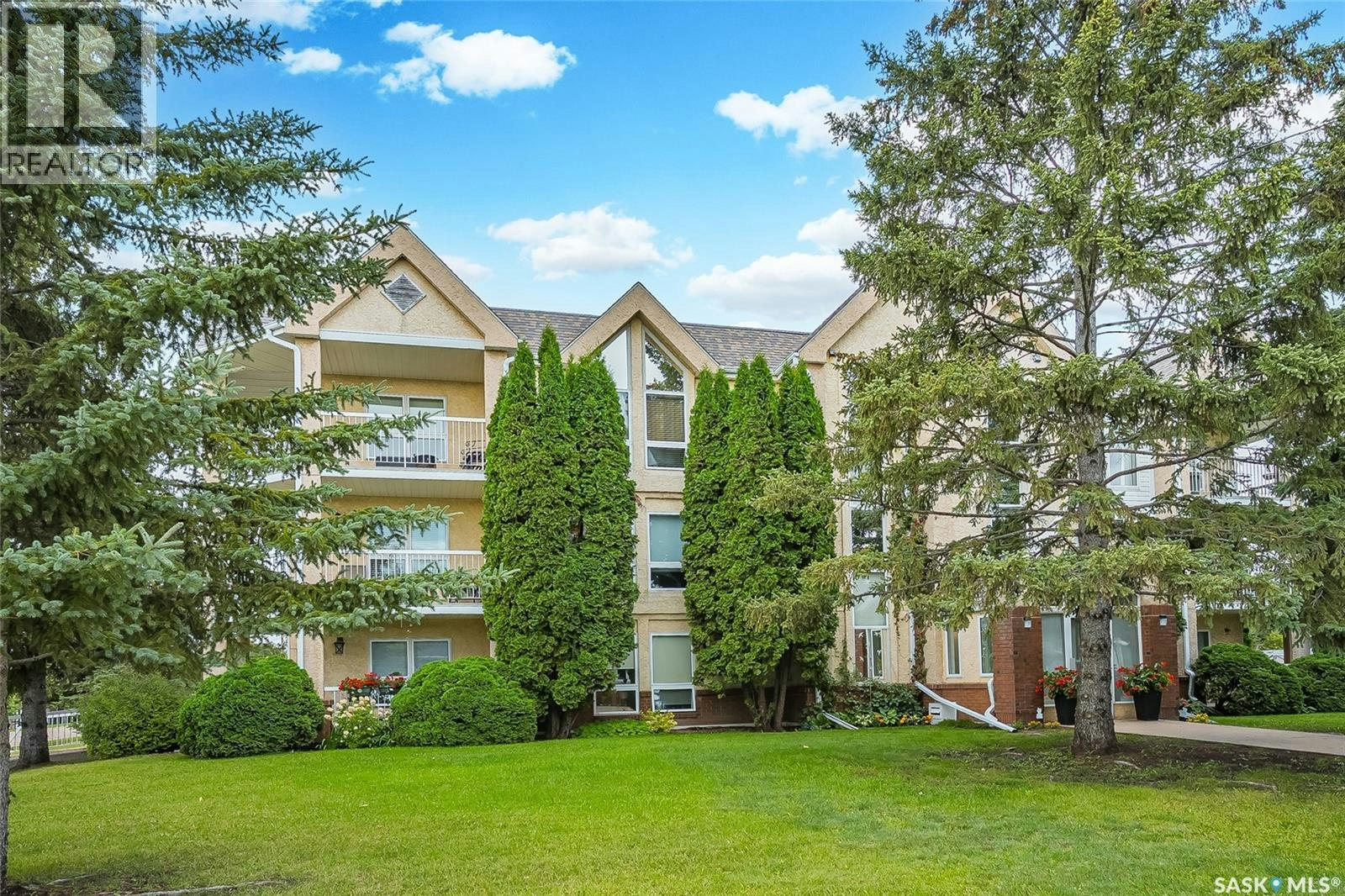204-214 Ross Avenue, Dalmeny, SK, S0K 1E0