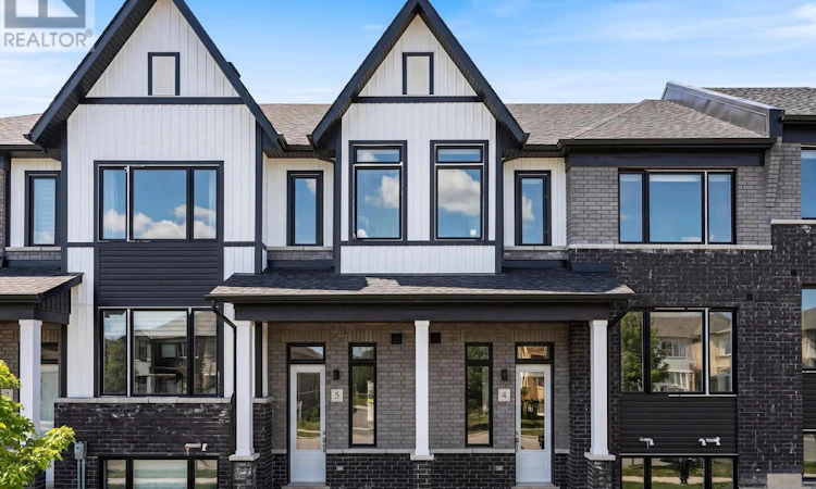 4-160 Densmore Road