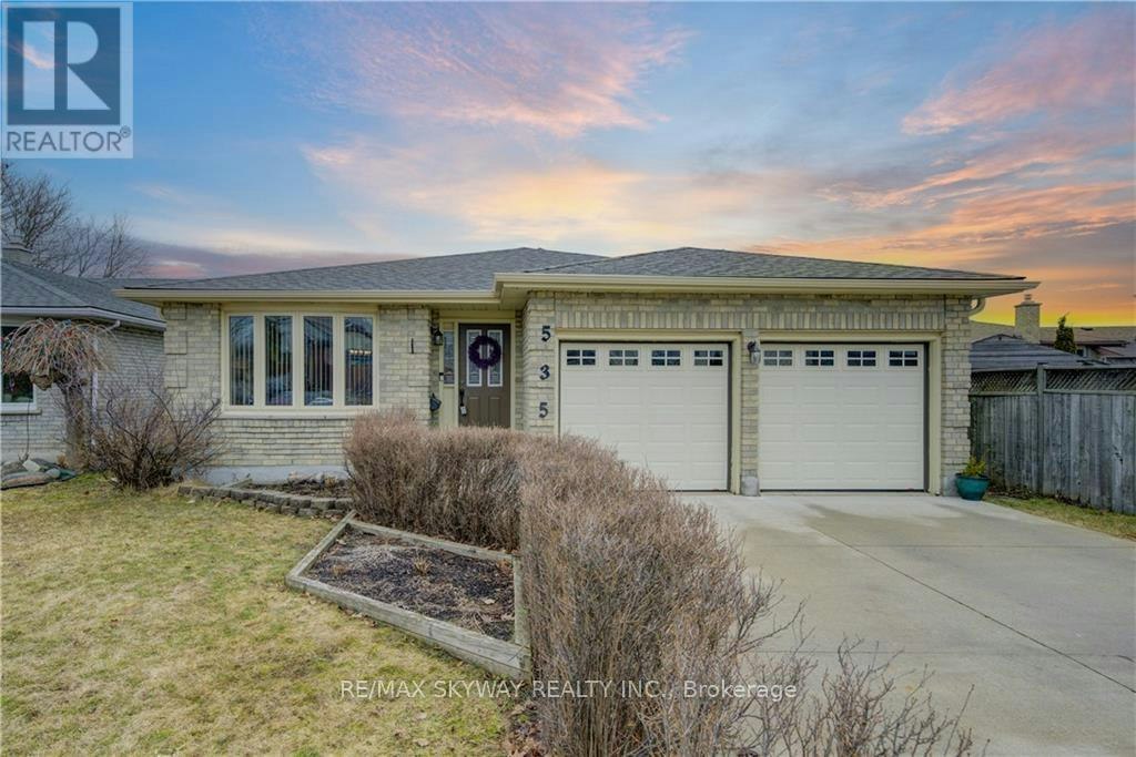BSMT-535 Appledale Crescent, Waterloo, ON, N2T 1V8