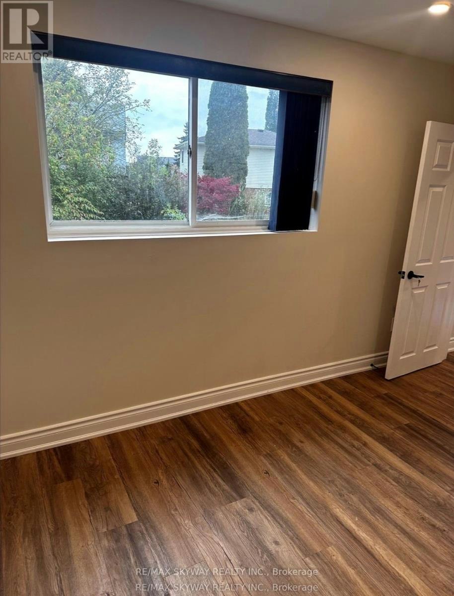 BSMT-535 Appledale Crescent, Waterloo, ON, N2T 1V8 - 3