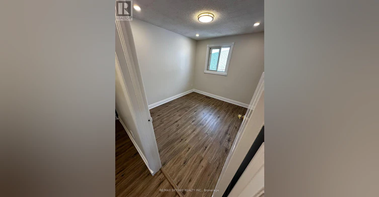 UPPER-535 Appledale Crescent, Waterloo, ON, N2T 1V8 - 8