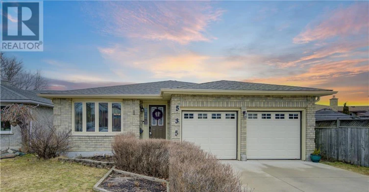UPPER-535 Appledale Crescent, Waterloo, ON, N2T 1V8