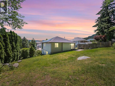 1479 37th Street - 4