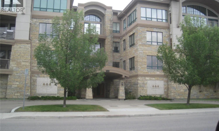 240-3435 Hillsdale Street