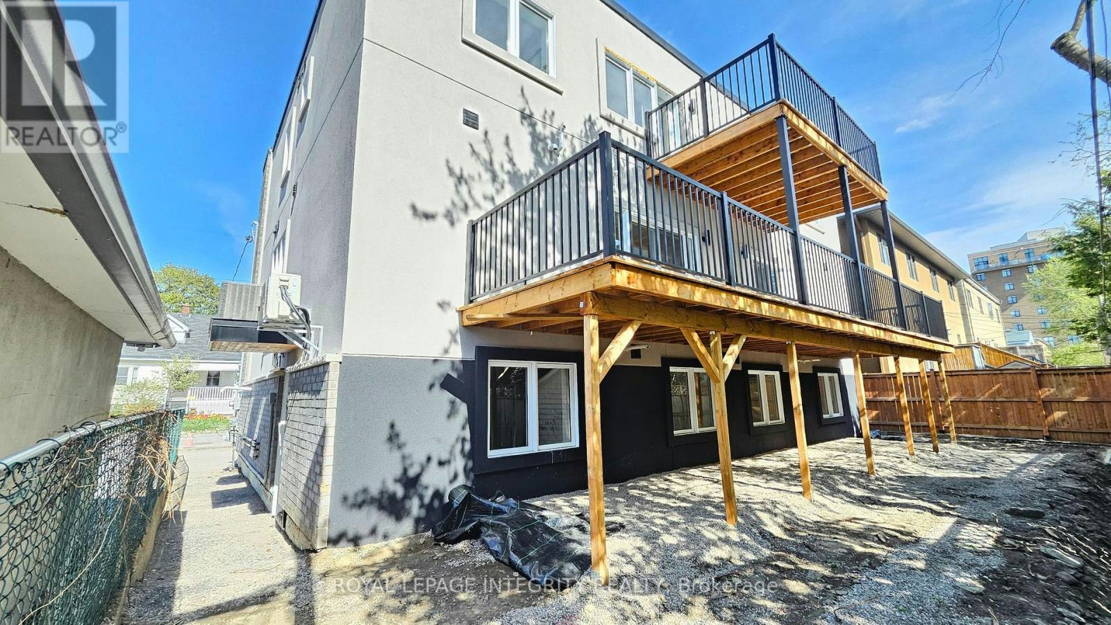 B-374 Berkley Avenue, Ottawa, ON, K2A 2G7 - 11