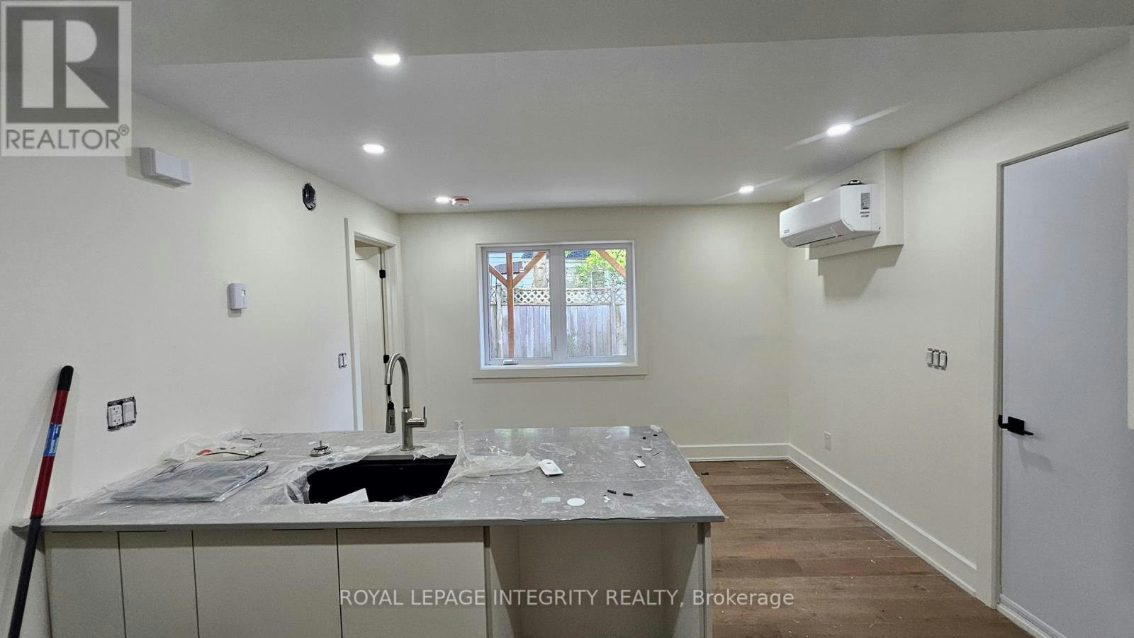 B-374 Berkley Avenue, Ottawa, ON, K2A 2G7 - 7