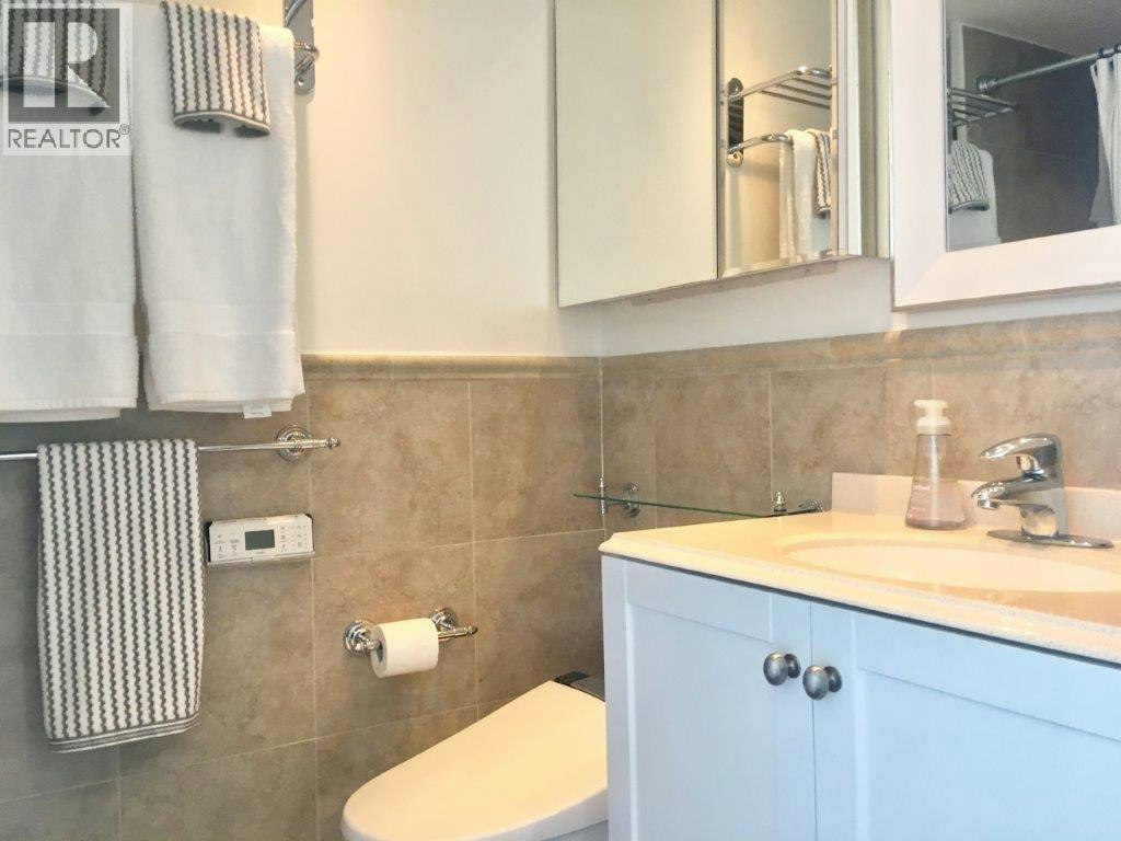 1251 Cardero Street, Vancouver, BC, V6G 2H9 - 11