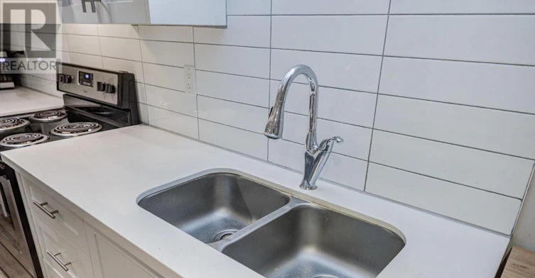 BSMT-28 Monarchdale Avenue, Toronto, ON, M6M 2S7 - 14