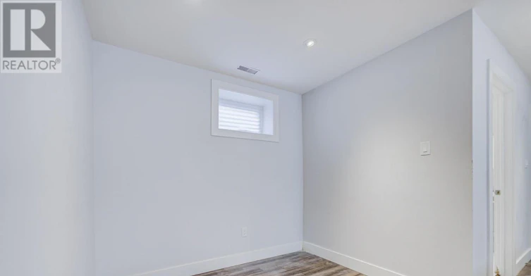 BSMT-28 Monarchdale Avenue, Toronto, ON, M6M 2S7 - 18
