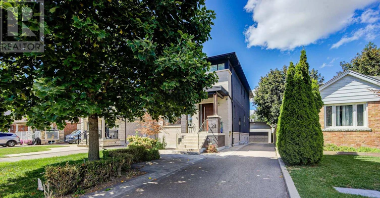 BSMT-28 Monarchdale Avenue, Toronto, ON, M6M 2S7