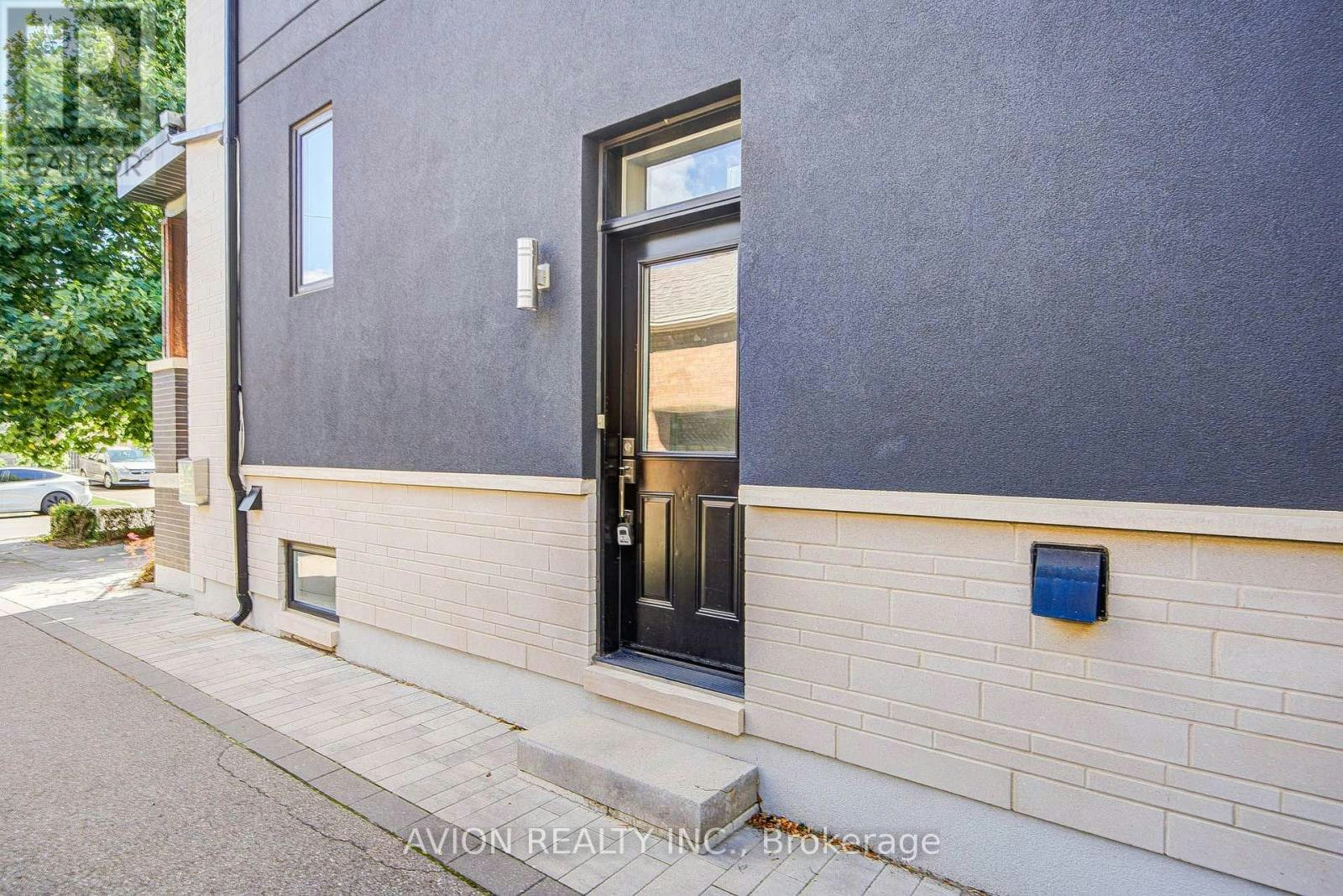 BSMT-28 Monarchdale Avenue, Toronto, ON, M6M 2S7 - 5
