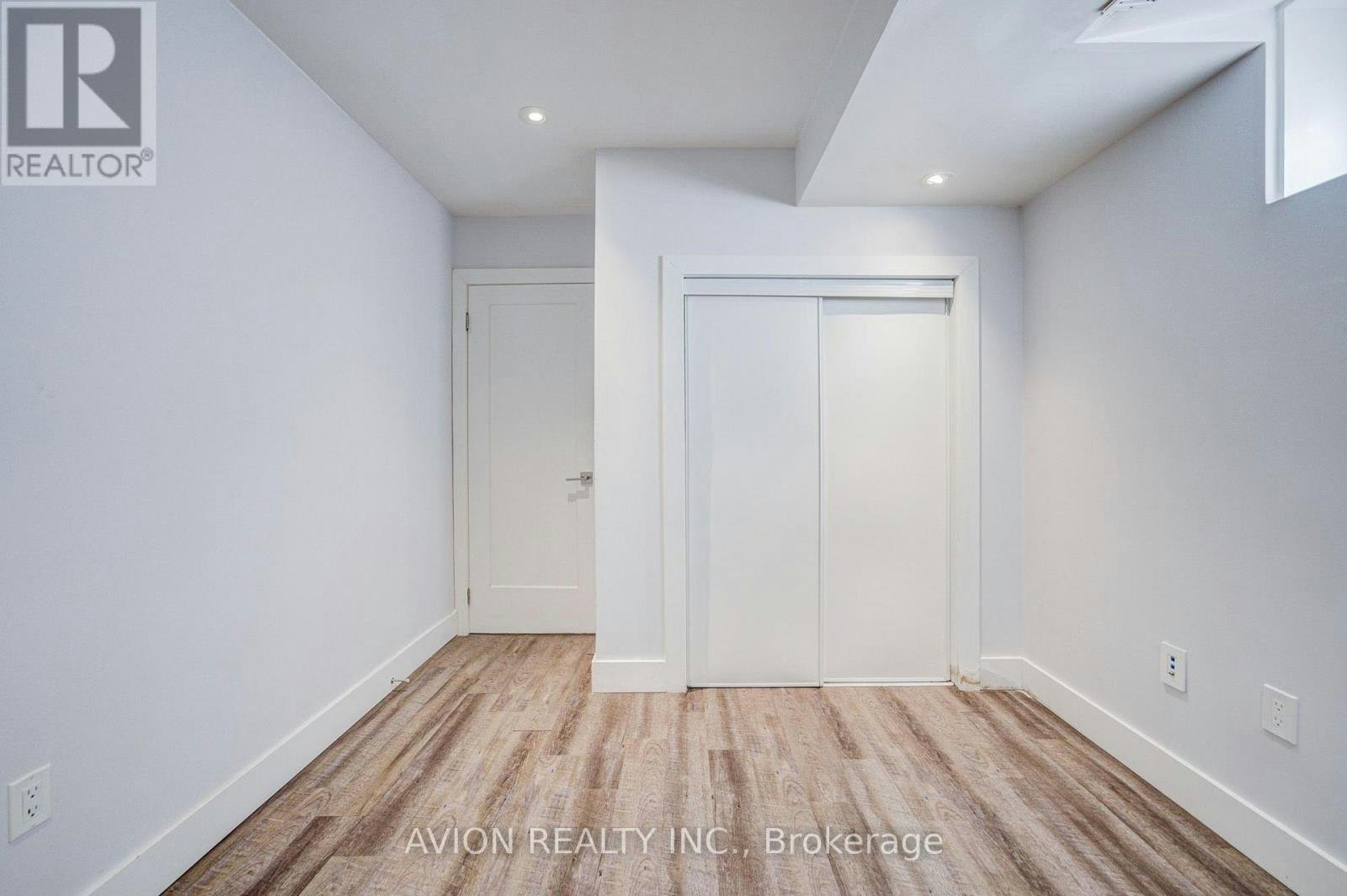BSMT-28 Monarchdale Avenue, Toronto, ON, M6M 2S7 - 28