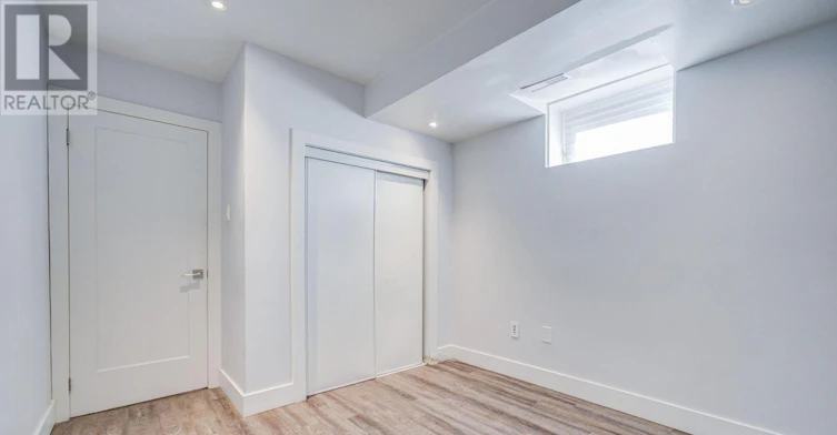 BSMT-28 Monarchdale Avenue, Toronto, ON, M6M 2S7 - 27