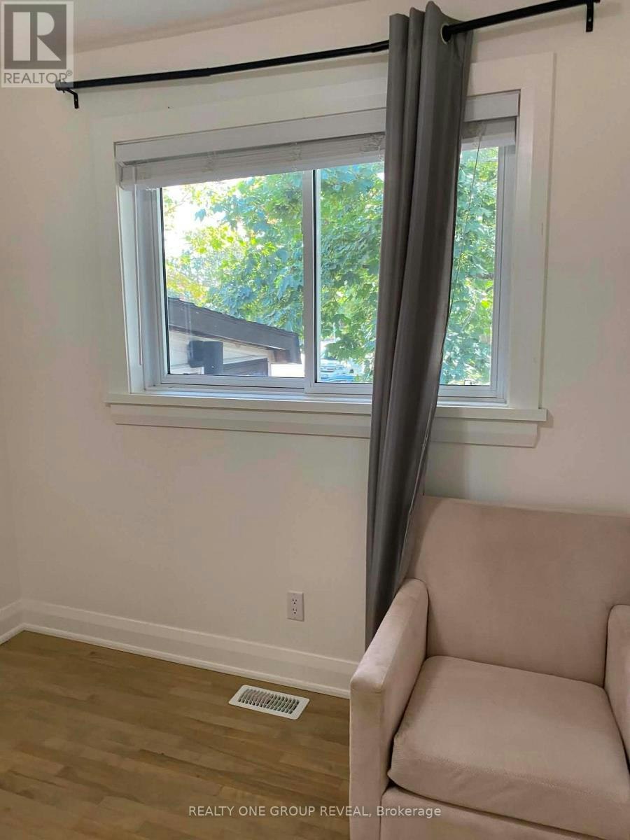 MAIN-756 Cummings Avenue, Ottawa, ON, K1K 2L1 - 10