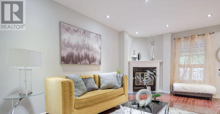 MAIN & 2ND FLR-47 Carisbrooke Square, Toronto, ON, M1B 4M5 - 20