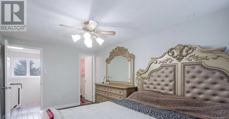 MAIN & 2ND FLR-47 Carisbrooke Square, Toronto, ON, M1B 4M5 - 25