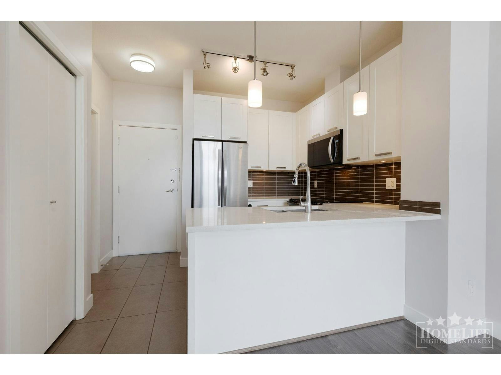 505-15388 105 Avenue, Surrey, BC, V3R 0C4 - 4