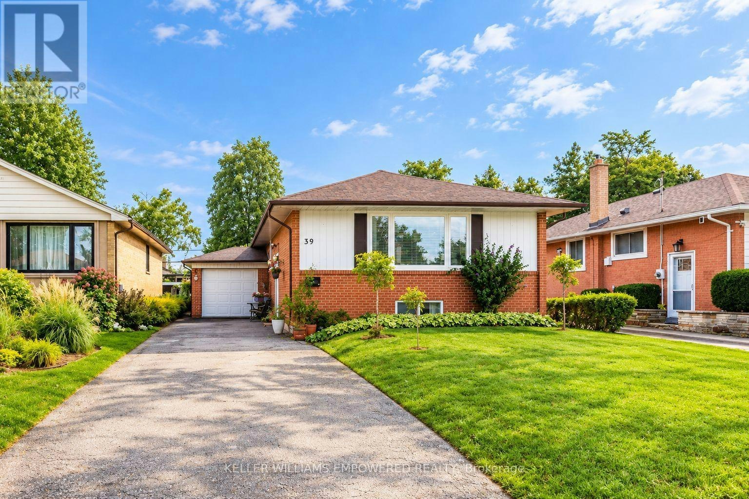 39 Checkendon Drive, Toronto, ON, M9W 2Y8