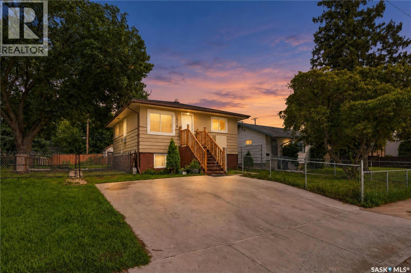 1518 I Avenue N, Saskatoon, SK, S7L 2J6