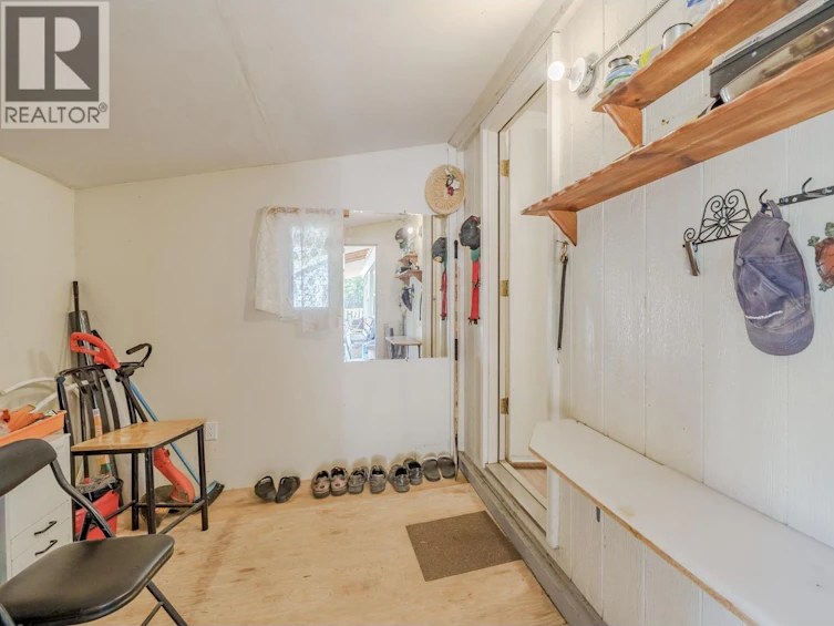 7778 Machete Lake Road, Bridge Lake, BC, V0K 1E0 - 12