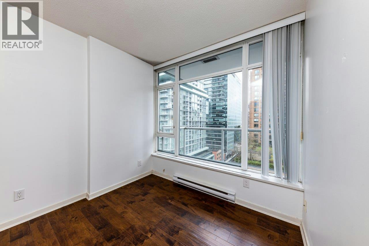 480 Robson Street, Vancouver, BC, V6B 0H3 - 14