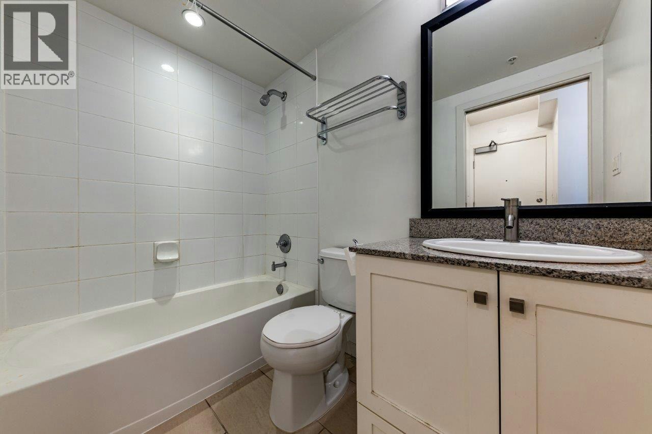 480 Robson Street, Vancouver, BC, V6B 0H3 - 18