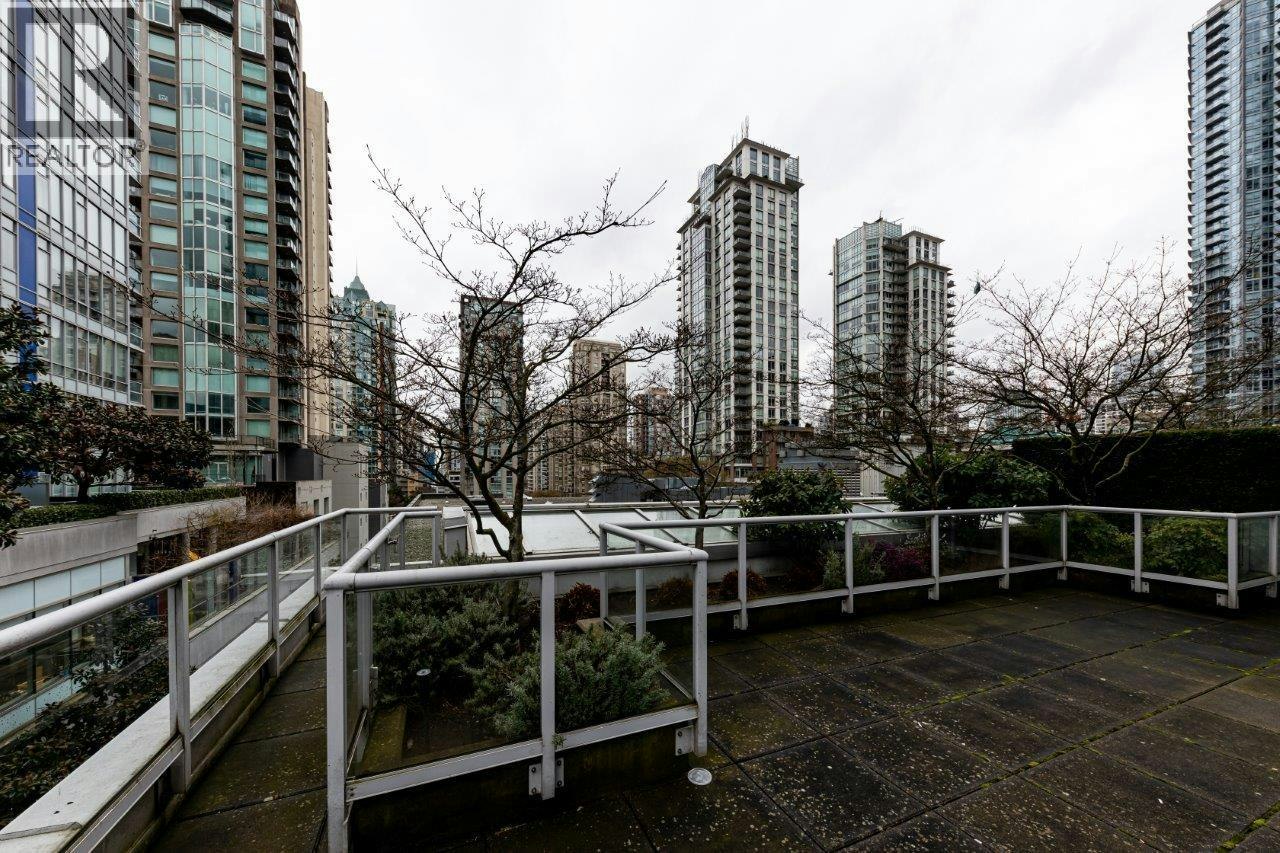 480 Robson Street, Vancouver, BC, V6B 0H3 - 23