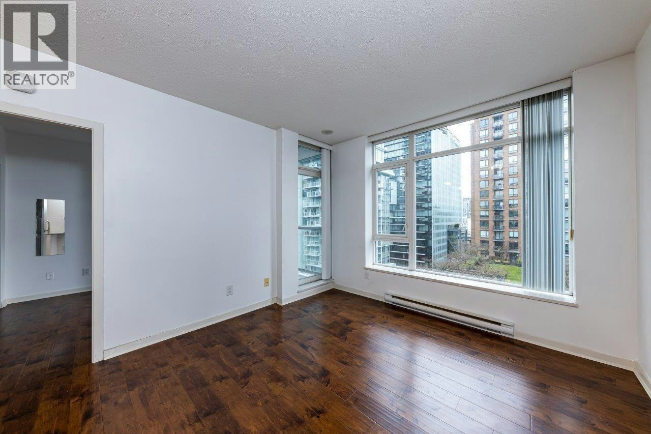 480 Robson Street, Vancouver, BC, V6B 0H3 - 4