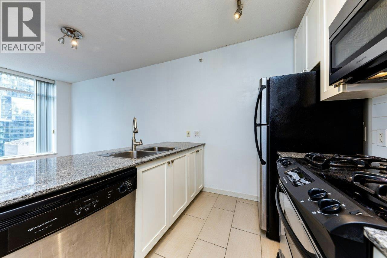 480 Robson Street, Vancouver, BC, V6B 0H3 - 9
