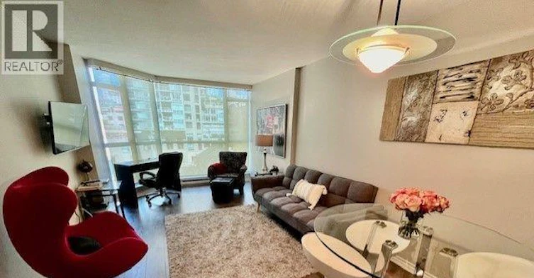 888 Hamilton Street, Vancouver, BC, V6B 5W4