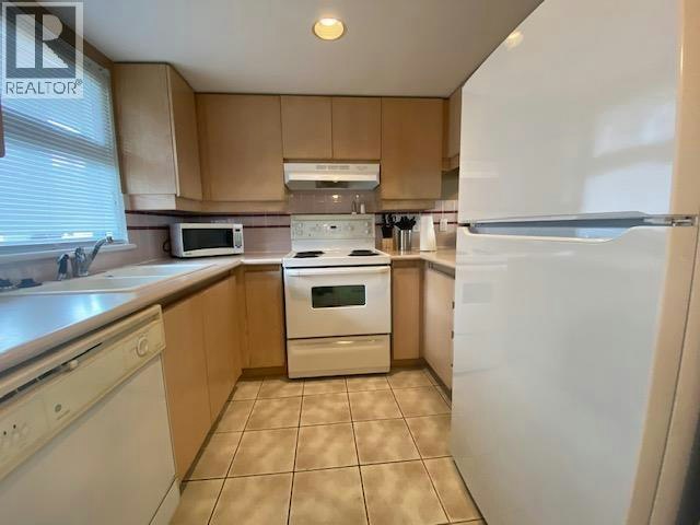 710-555 Abbott, Vancouver, BC, V6B 6B8 - 8