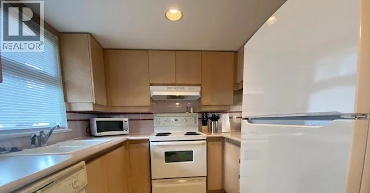 710-555 Abbott, Vancouver, BC, V6B 6B8 - 8