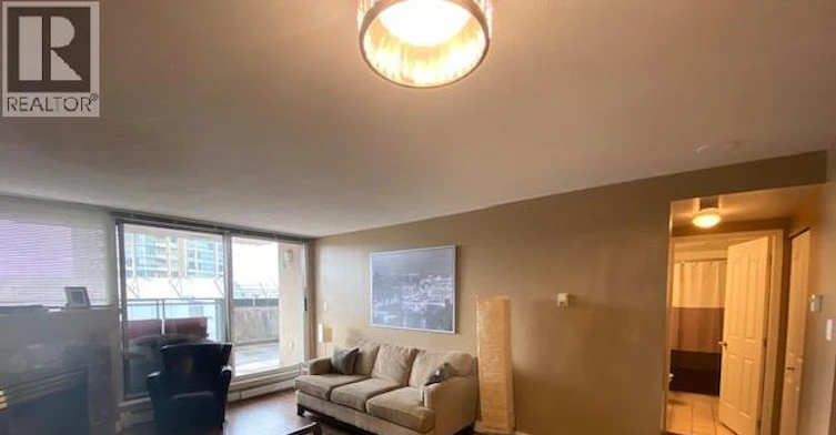 710-555 Abbott, Vancouver, BC, V6B 6B8 - 2