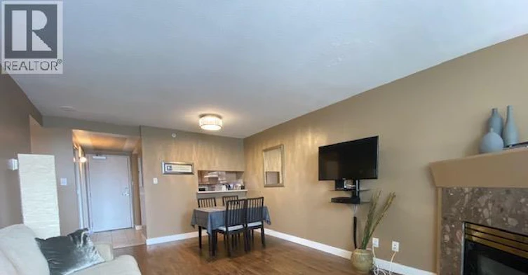 710-555 Abbott, Vancouver, BC, V6B 6B8 - 10