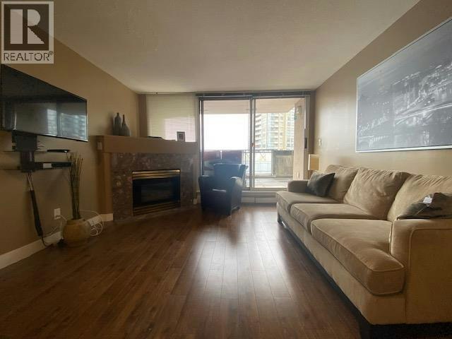 710-555 Abbott, Vancouver, BC, V6B 6B8