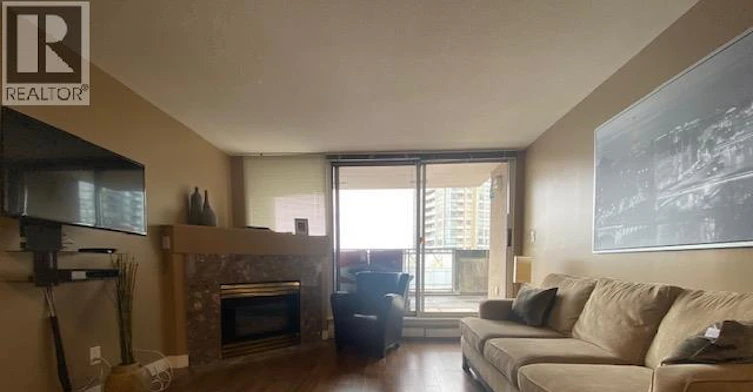 710-555 Abbott, Vancouver, BC, V6B 6B8