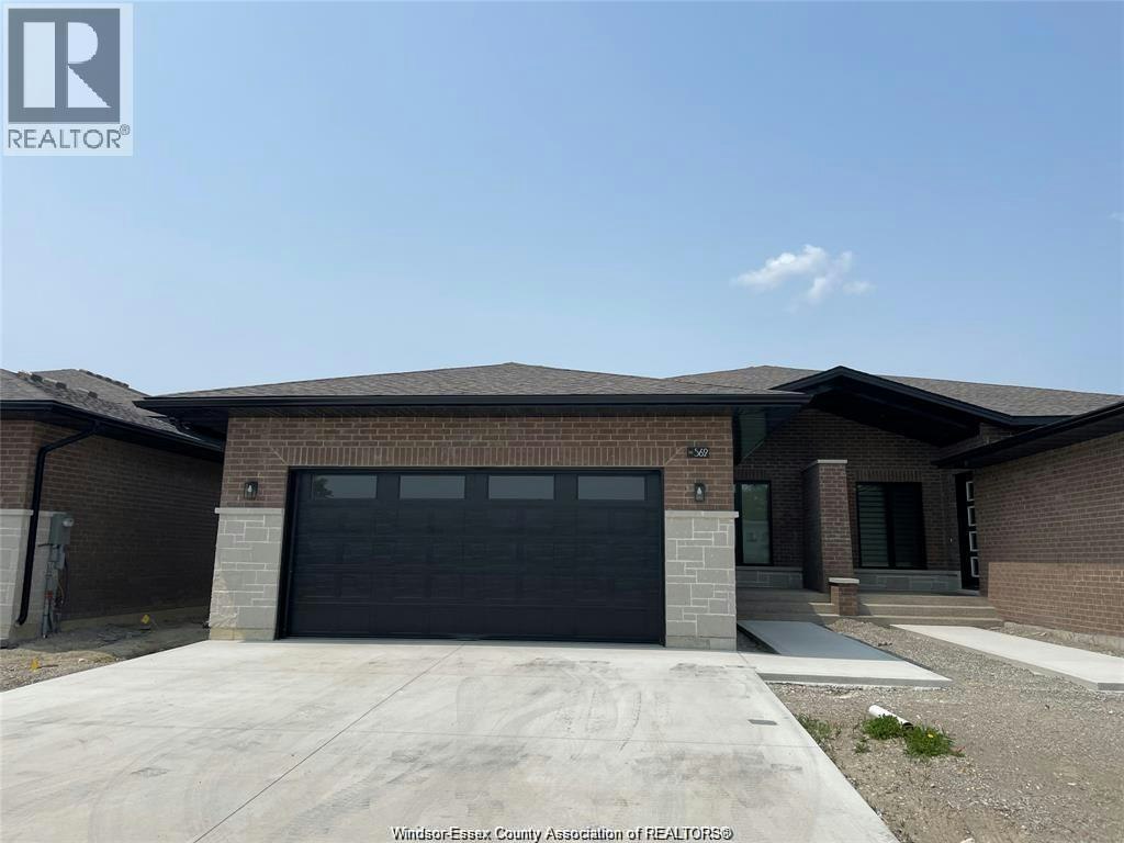 596 Lily Mac, Windsor, ON, N9E 0B1