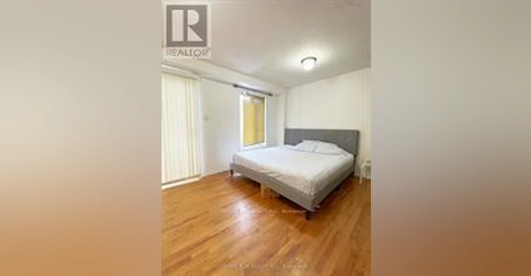 12 Santa Cruz Private, Ottawa, ON, K1G 6M4 - 2