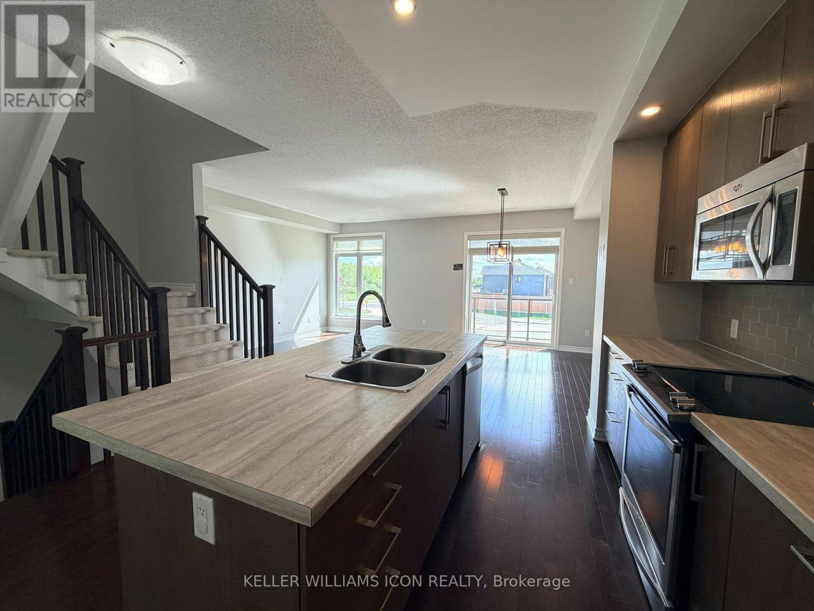 224 Chaperal Private, Ottawa, ON, K2A 0Y2 - 10