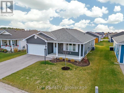 102 Huron Heights Drive - 3