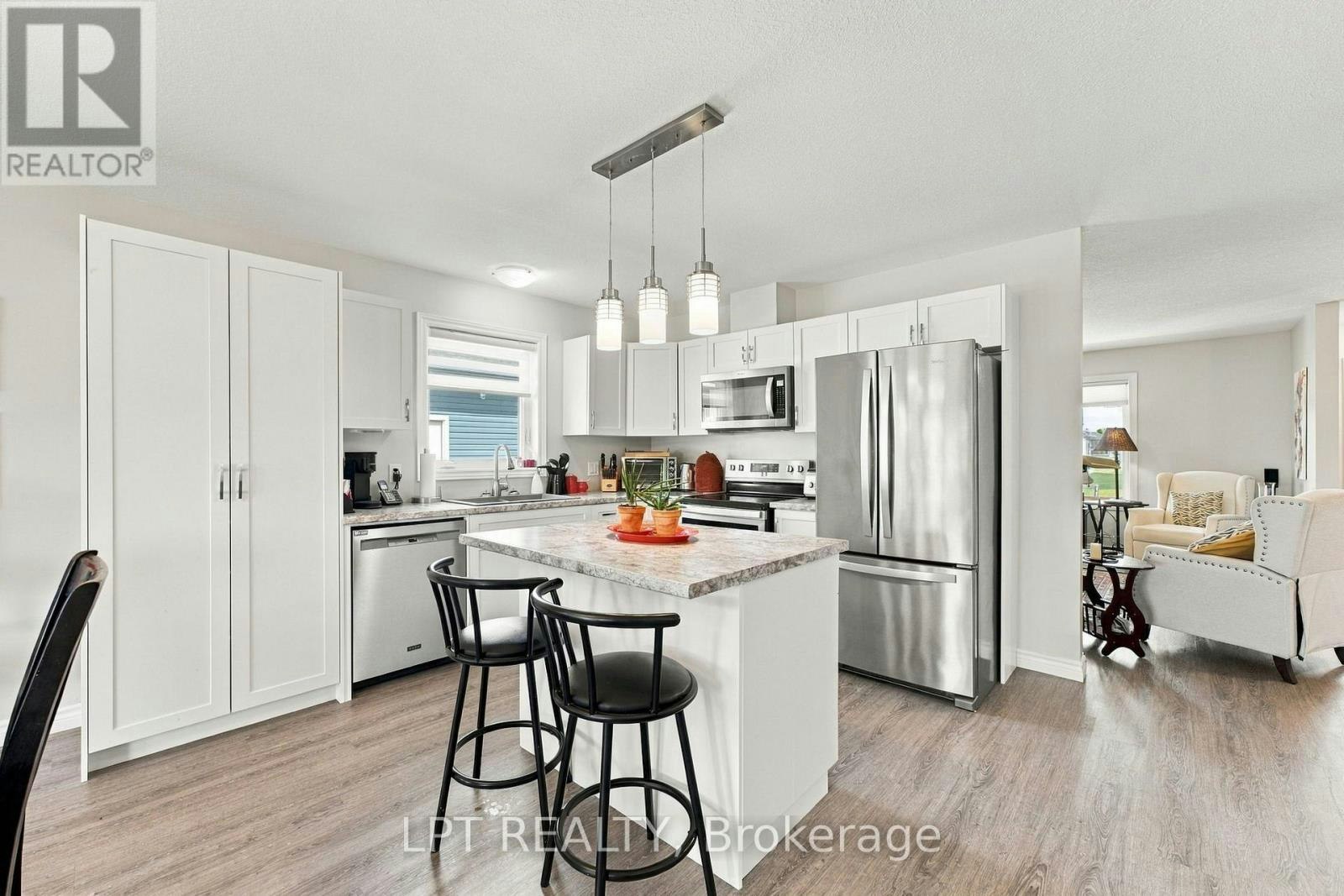 102 Huron Heights Drive, Goderich, ON, N7A 0C6 - 14