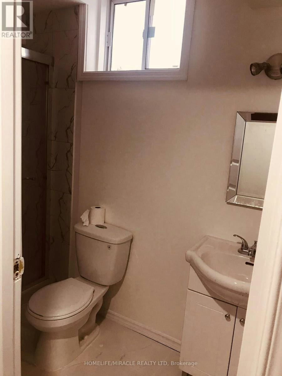5592 Highbank Road, Mississauga, ON, L5M 6E4 - 10