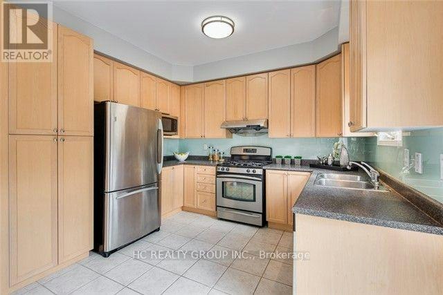 29 Davidoff Street, Markham, ON, L6E 1P6 - 8
