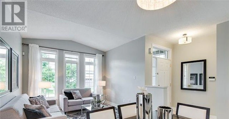 29 Davidoff Street, Markham, ON, L6E 1P6 - 3