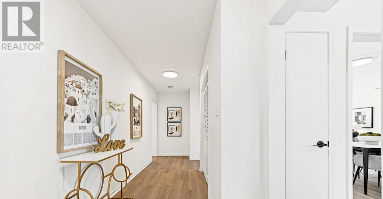 81 Maxome Avenue, Toronto, ON, M2M 3K2 - 3