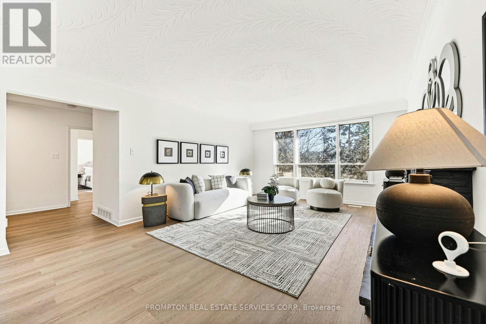 81 Maxome Avenue, Toronto, ON, M2M 3K2 - 6