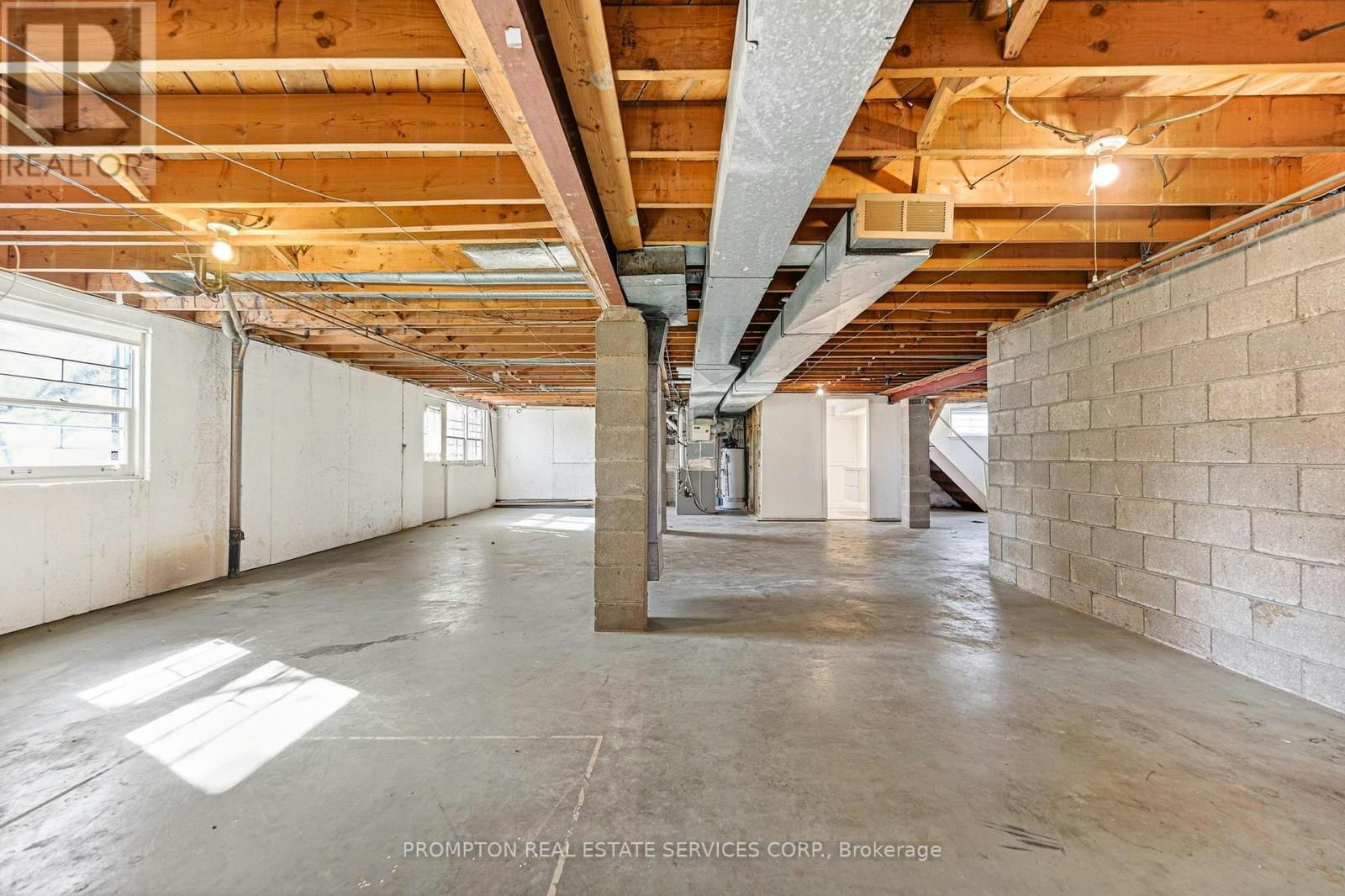 81 Maxome Avenue, Toronto, ON, M2M 3K2 - 18